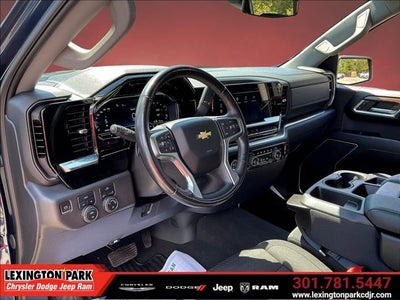 2022 Chevrolet Silverado 1500 4WD Crew Cab Short Bed LT with 2FL