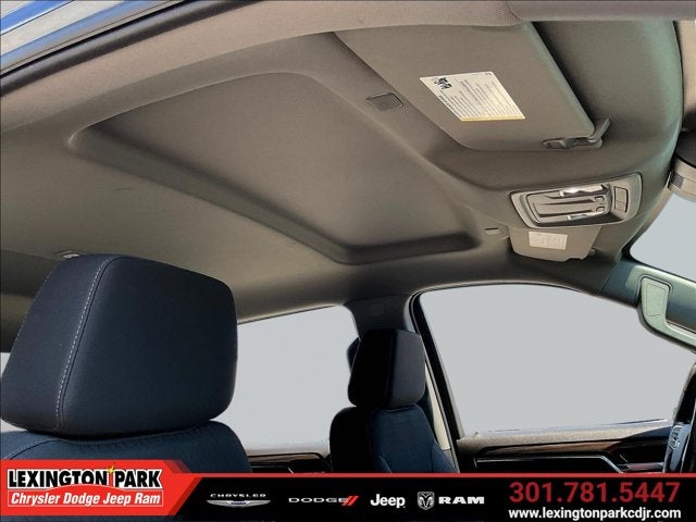 2022 Chevrolet Silverado 1500 4WD Crew Cab Short Bed LT with 2FL
