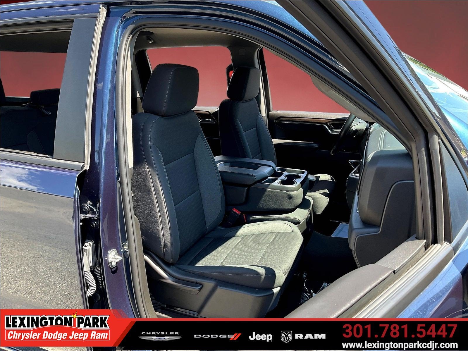 2022 Chevrolet Silverado 1500 4WD Crew Cab Short Bed LT with 2FL