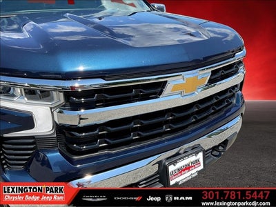 2022 Chevrolet Silverado 1500 4WD Crew Cab Short Bed LT with 2FL