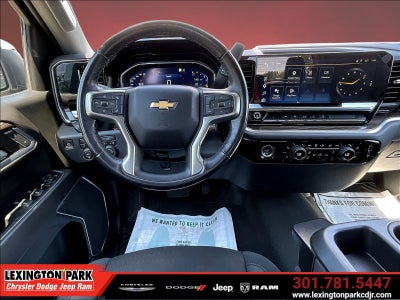 2022 Chevrolet Silverado 1500 4WD Crew Cab Short Bed LT with 2FL