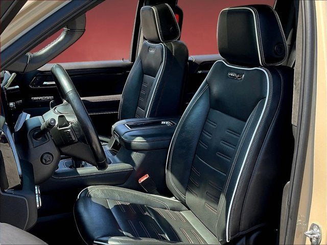2022 GMC Sierra 1500 4WD Crew Cab Short Box AT4X