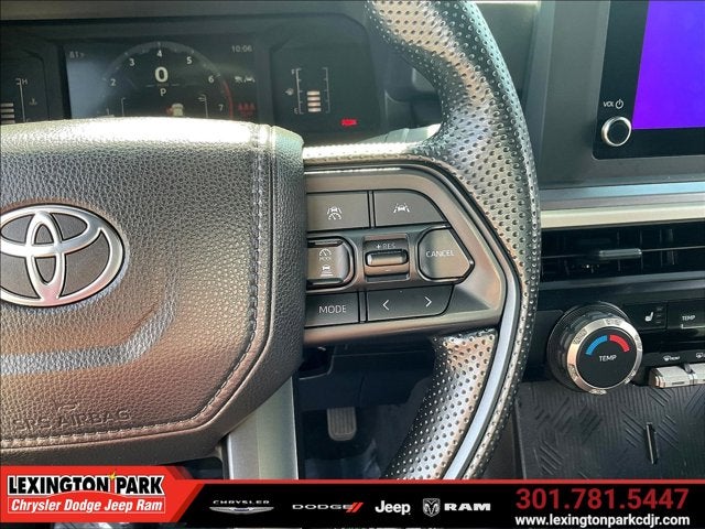 2025 Toyota Tacoma 4WD SR5