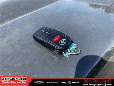 2025 Toyota Tacoma 4WD SR5