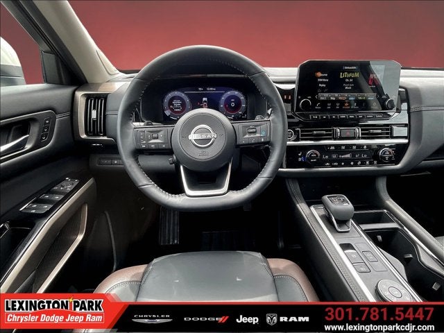 2024 Nissan Pathfinder Platinum 4WD