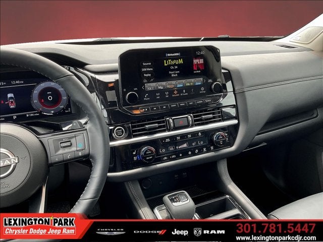 2024 Nissan Pathfinder Platinum 4WD