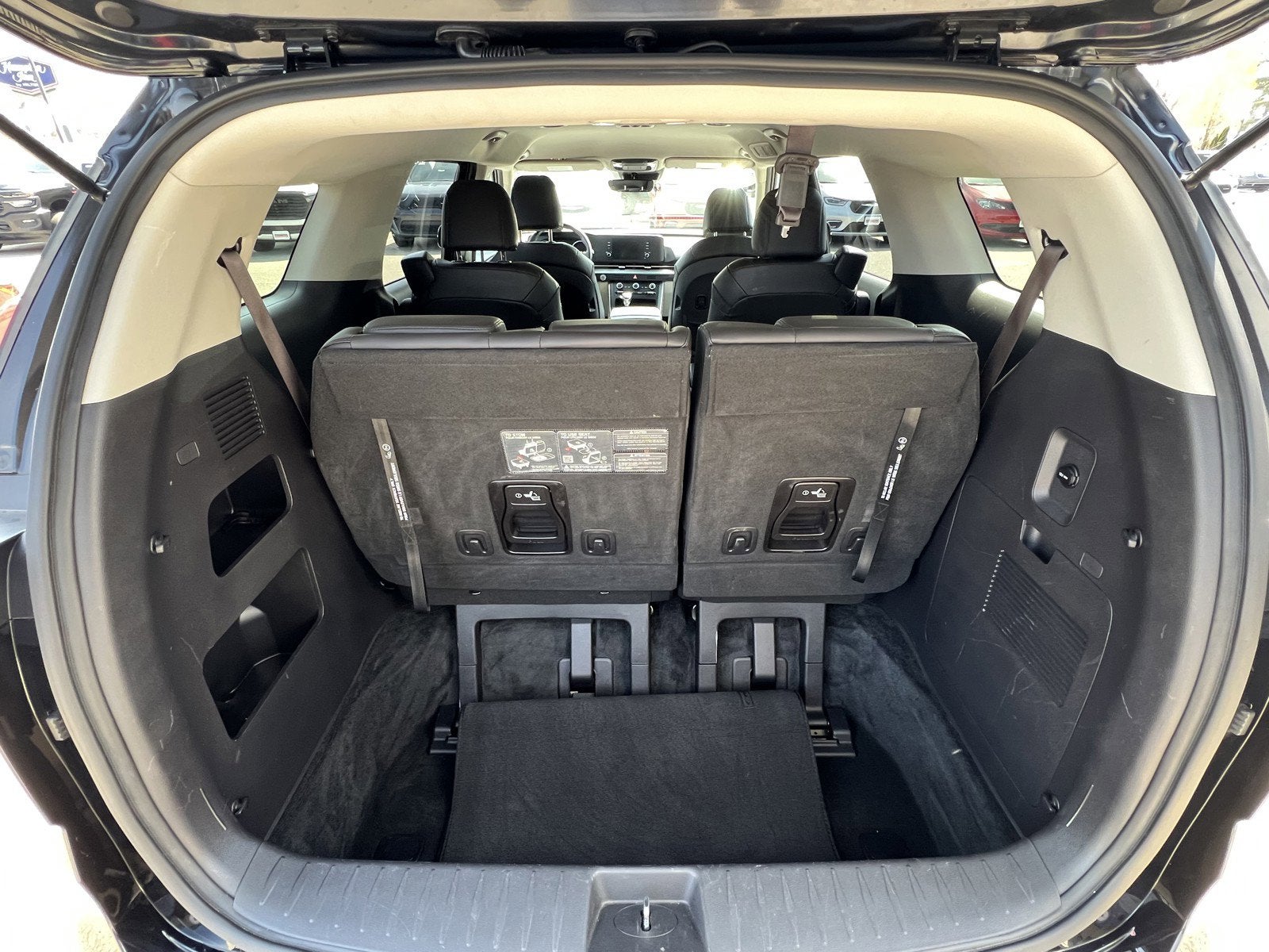 2024 Kia Carnival MPV LX Seat Package