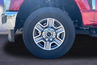2025 Ford Super Duty F-350 SRW XLT