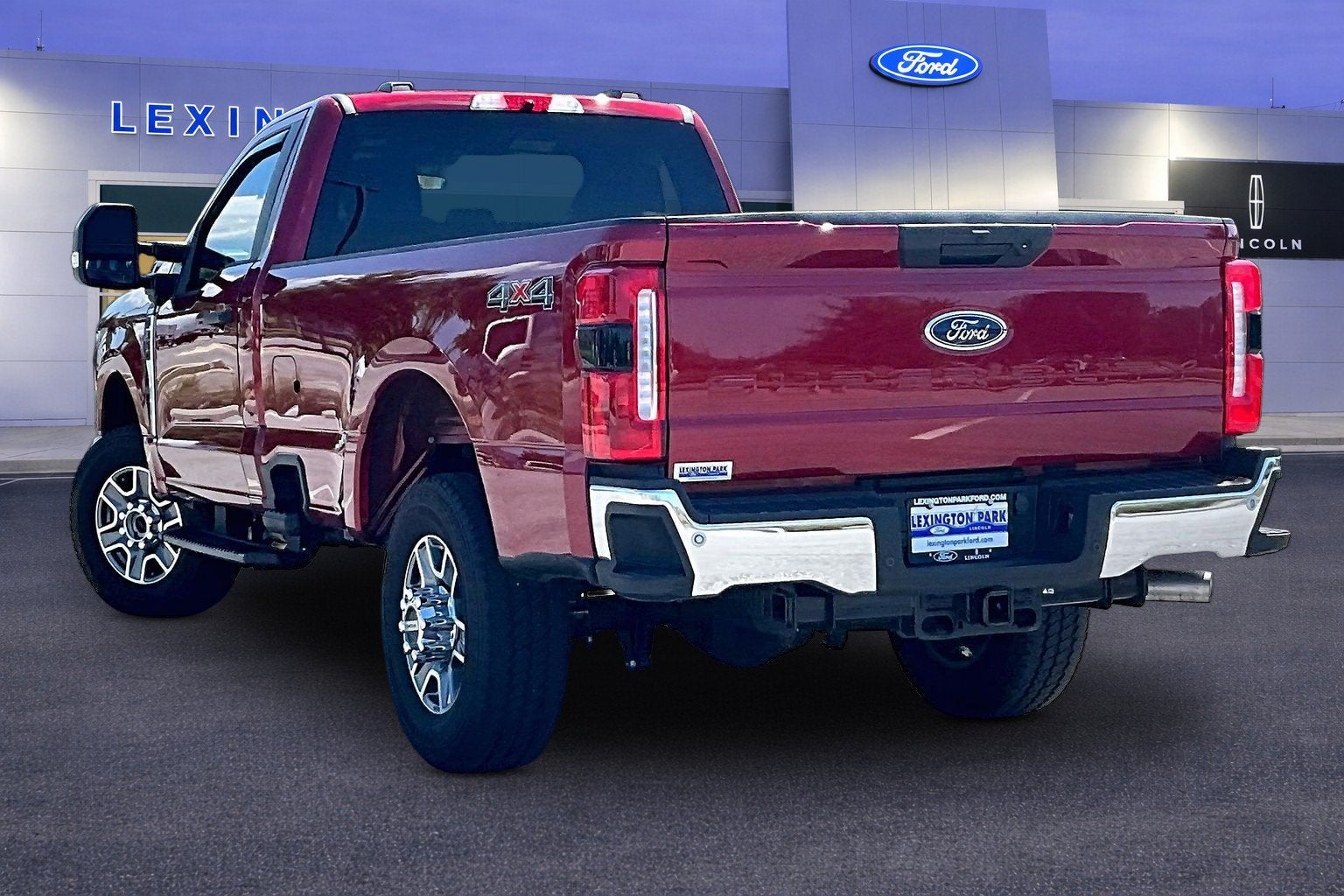2025 Ford Super Duty F-350 SRW XLT