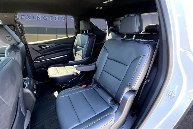 2025 Chevrolet Traverse AWD LT