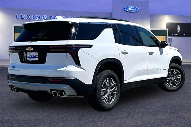 2025 Chevrolet Traverse AWD LT