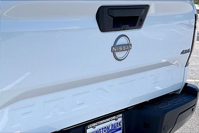 2022 Nissan Frontier S