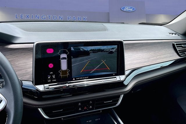 2025 Volkswagen Atlas 2.0T SEL