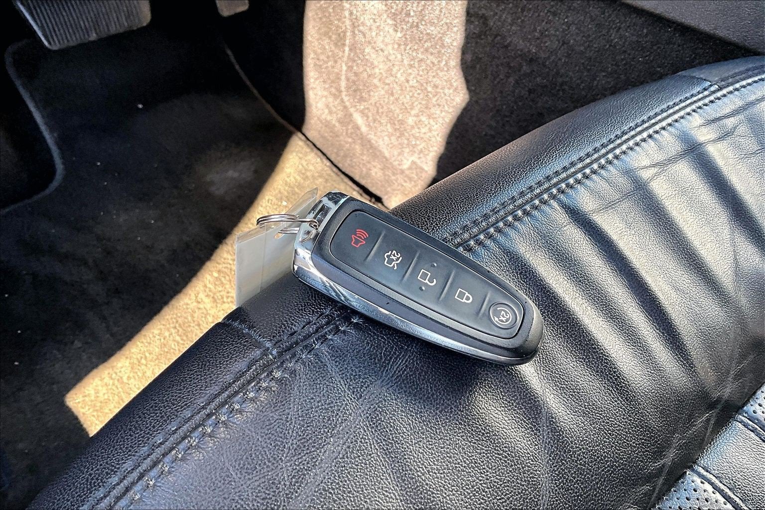 2013 Lincoln MKX Base
