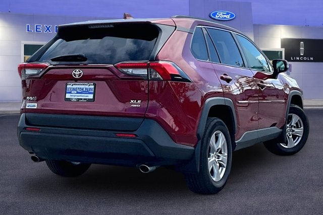 2025 Toyota RAV4 XLE