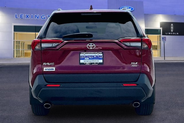 2025 Toyota RAV4 XLE