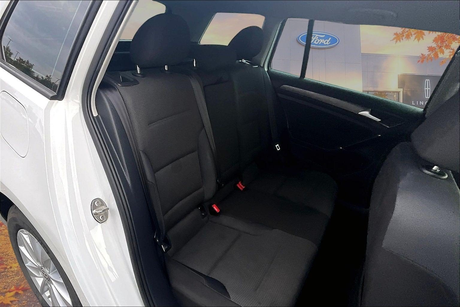 2018 Volkswagen Golf SportWagen TSI S