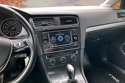 2018 Volkswagen Golf SportWagen TSI S