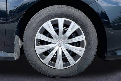 2023 Toyota Camry Hybrid LE