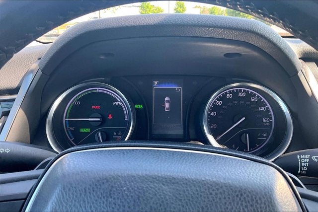 2020 Toyota Camry Hybrid SE
