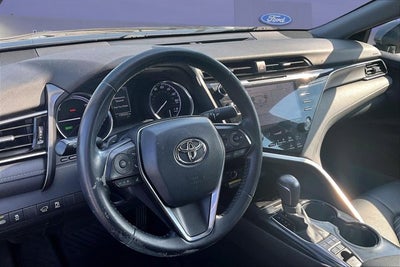 2020 Toyota Camry Hybrid SE