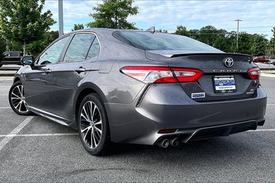 2020 Toyota Camry Hybrid SE