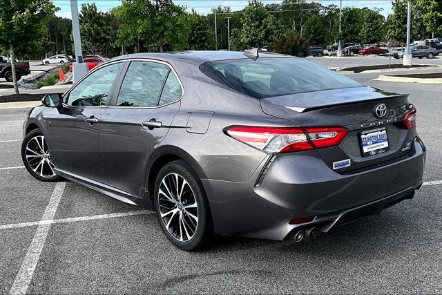 2020 Toyota Camry Hybrid SE