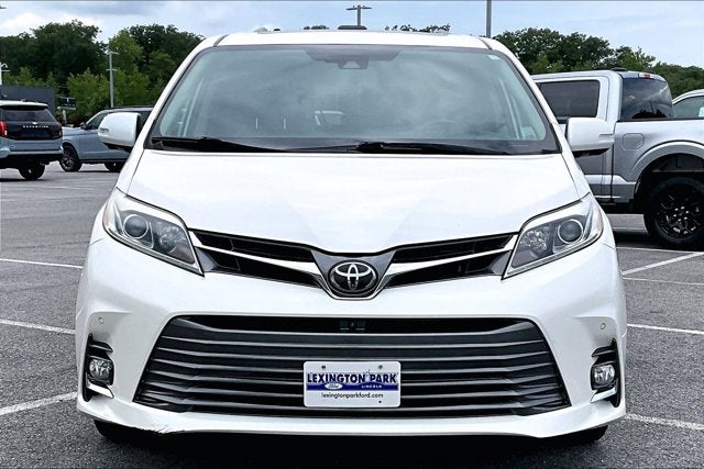 2019 Toyota Sienna Limited Premium