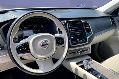 2022 Volvo XC90 Recharge Plug-In Hybrid Inscription