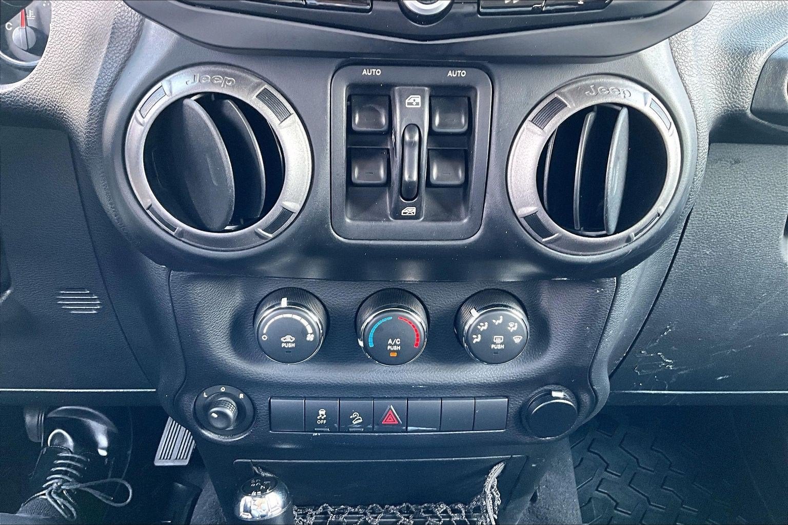 2013 Jeep Wrangler Unlimited Sport