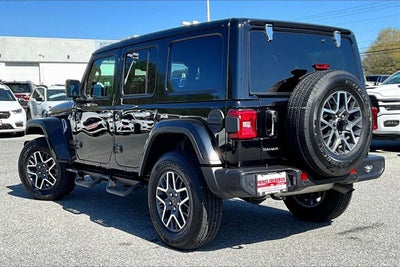 2025 Jeep Wrangler 4-Door Sahara 4x4