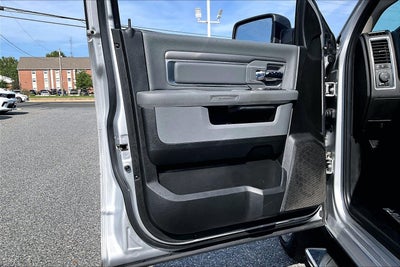 2019 RAM 1500 Classic Lone Star Crew Cab 4x2 5'7' Box