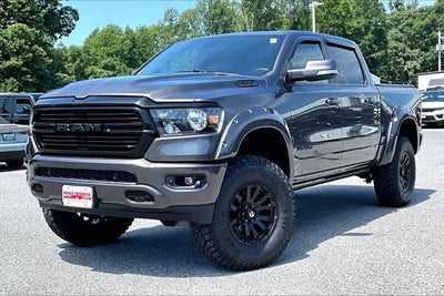 2020 RAM 1500 Big Horn Crew Cab 4x4 5'7' Box