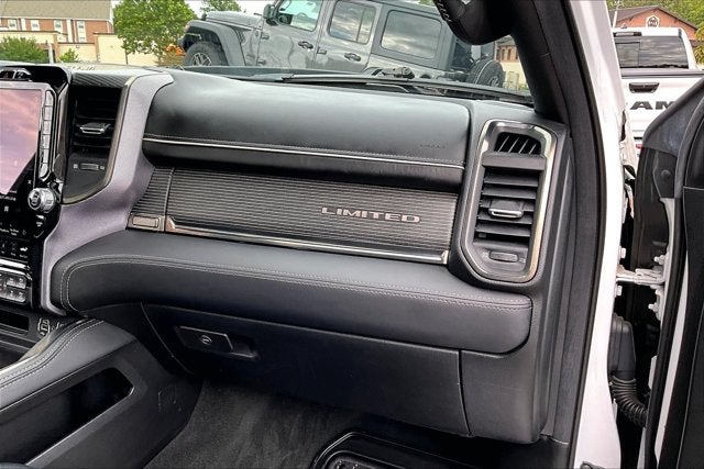 2021 RAM 1500 Limited Crew Cab 4x4 5'7' Box