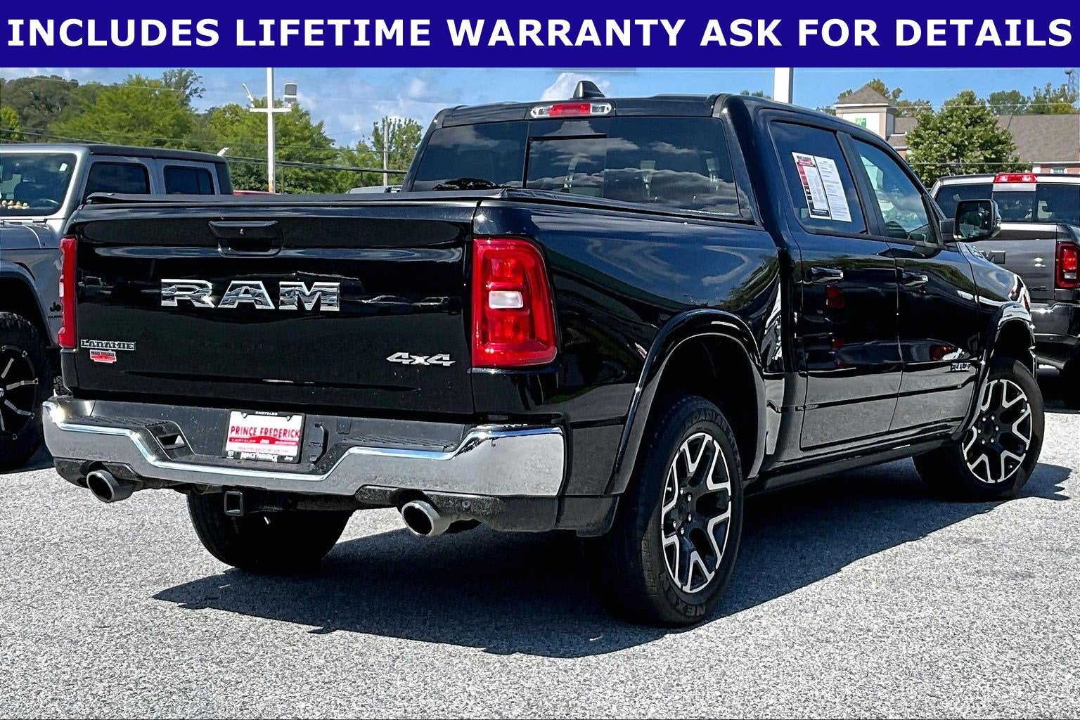 2025 RAM 1500 Laramie Crew Cab 4x4 5'7' Box