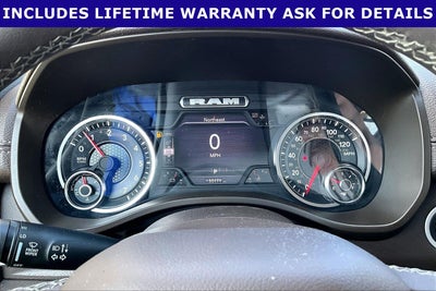 2025 RAM 1500 Laramie Crew Cab 4x4 5'7' Box