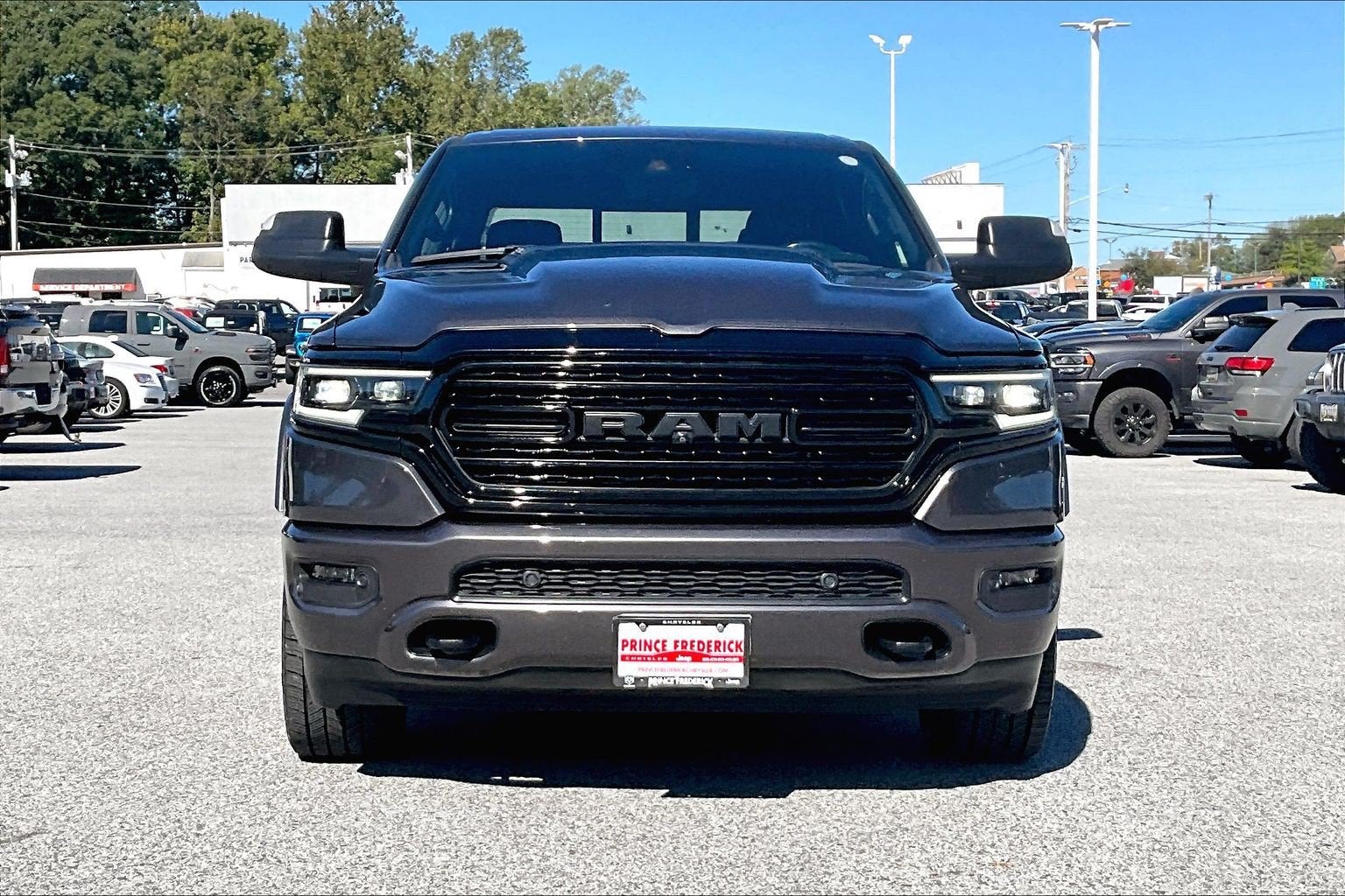 2022 RAM 1500 Limited Crew Cab 4x4 6'4' Box