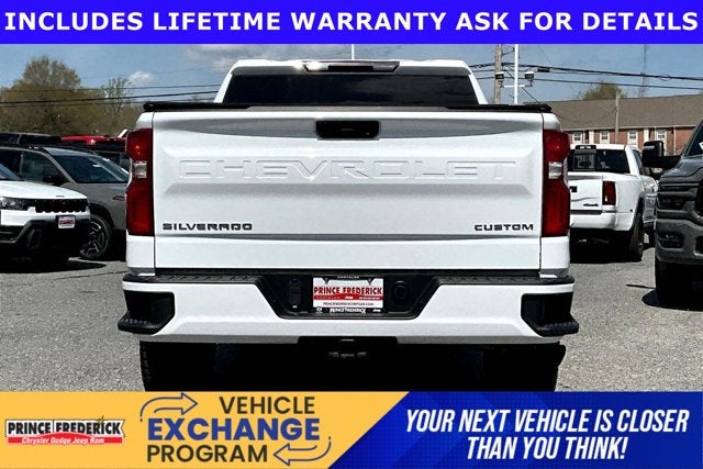 2021 Chevrolet Silverado 1500 Custom