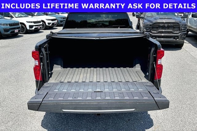 2025 Chevrolet Silverado 1500 4WD Double Cab Standard Bed Custom