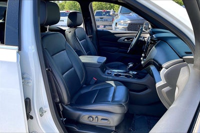 2023 Chevrolet Traverse AWD LT Leather