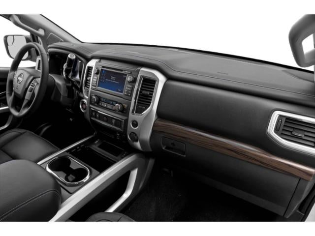 2019 Nissan TITAN SL