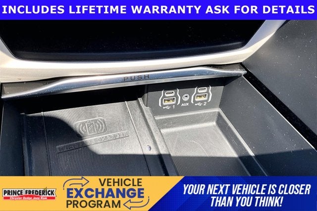 2022 Chrysler Pacifica Limited AWD