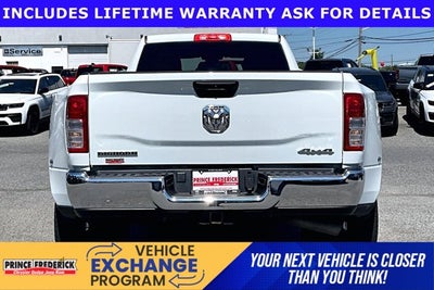 2024 RAM 3500 Big Horn Crew Cab 4x4 8' Box