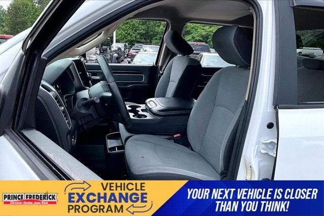 2019 RAM 2500 Big Horn Crew Cab 4x4 6'4' Box