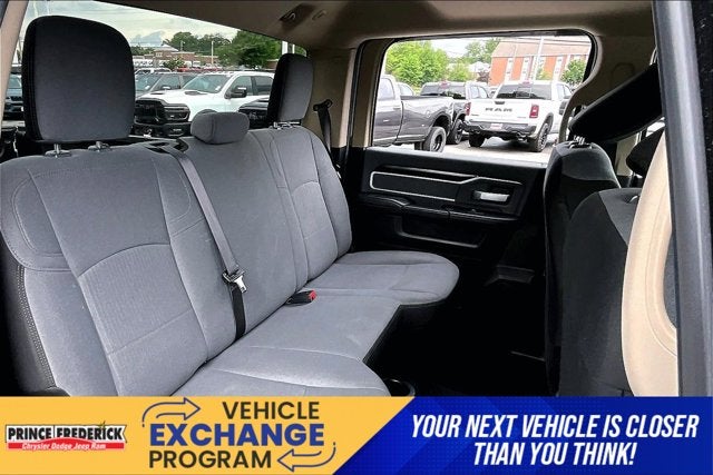 2019 RAM 2500 Big Horn Crew Cab 4x4 6'4' Box