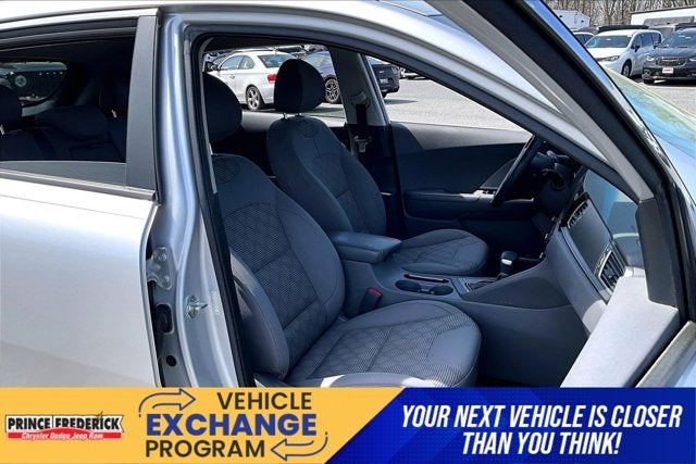 2017 Kia Niro LX