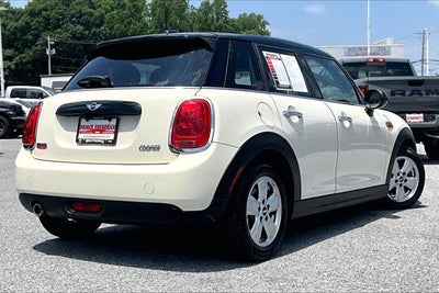 2017 MINI Hardtop Cooper