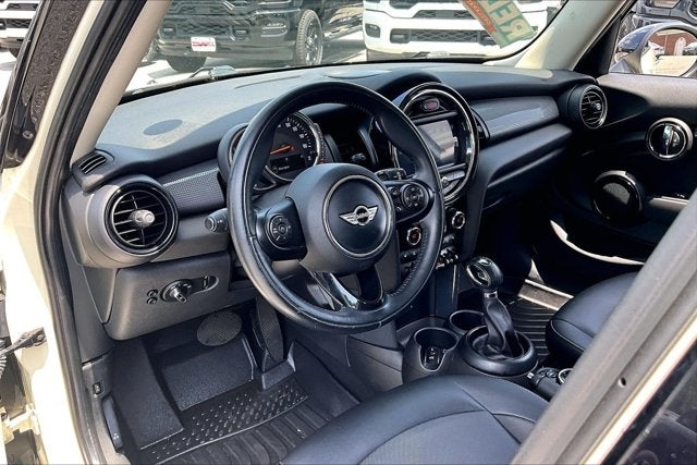 2017 MINI Hardtop Cooper