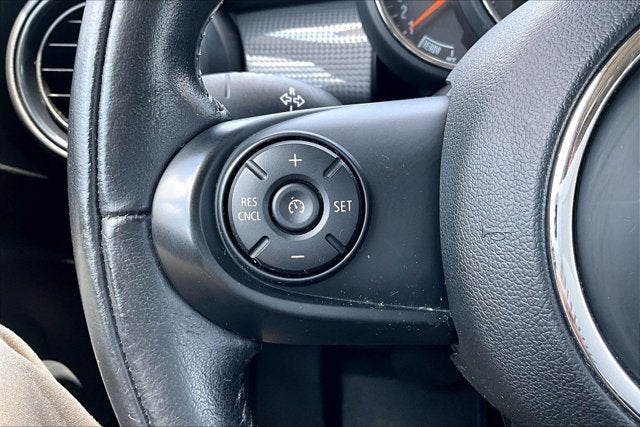 2017 MINI Hardtop Cooper