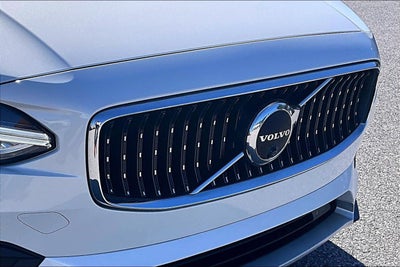 2023 Volvo V90 Cross Country B6 Ultimate